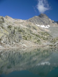 TMB 3 (Photo du Lac  Blanc avec la réflexion de son arrière plan)