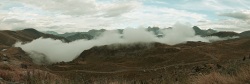 Saint-Sorlin-d'Arves - Été 2012 (22) (Photos de nos vacances à la montagne à la station de Saint-Sorlin-d'Arves. À 2200m d'altitude, nous étions au-dessus de nuage. Cette photo est un panoramique réalisé à partir de 3 photos avec le logic)